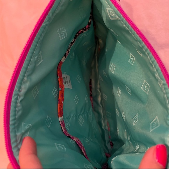 NWT Vera Bradley Hipster Crossbody Purse in Modern Medley Pattern - Picture 3 of 5